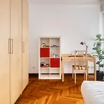 Apartment Just Urban - Bright And Modern Flat With Terrace